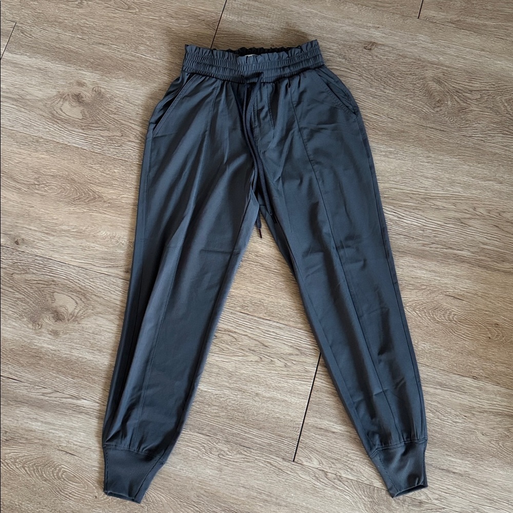 Abercrombie & Fitch Women’s Charcoal Joggers - Picture 4 of 7